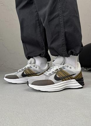 Кросівки чоловічі nike lunar roam white/khaki