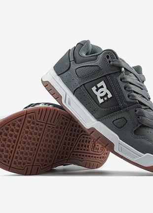 Dc stag dark grey