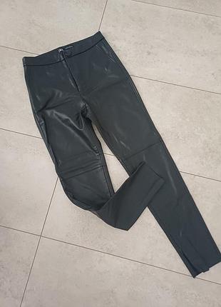 Кожаные брюки zara, штаны эко кожа