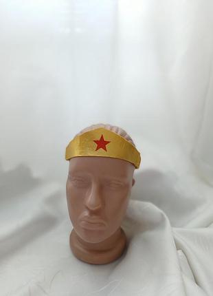 Золота пов'язка тіара супергероїня
диво-жінка на голову wonder woman з червоною зіркою аксесуар для косплею чудо жінка корона повязка