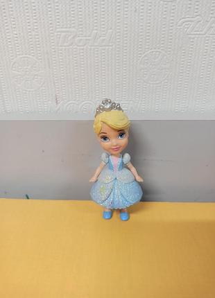 Фігурка лялька попелюшка із серії disney princess,