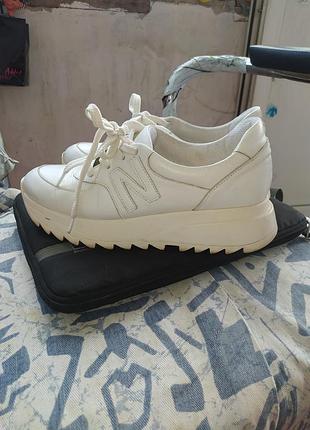 Кросівки на платформі new balance