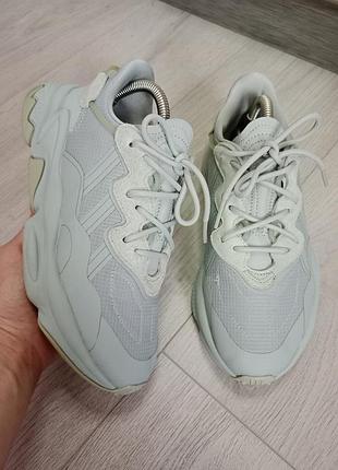 Кроссовки adidas