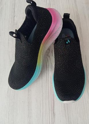 Кроссовки skechers для девочки размер 32