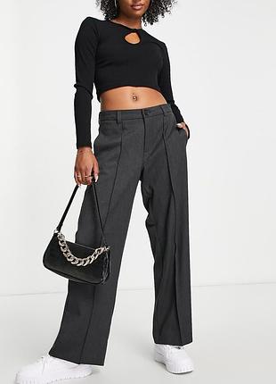 Брюки жіночі vero moda сірі прямі брюки с/28