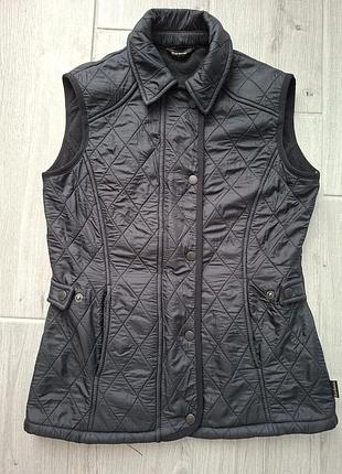 Жилет barbour в ідеальному стані.