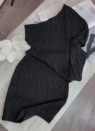 Елегантна чорна сукня asos на одне плече