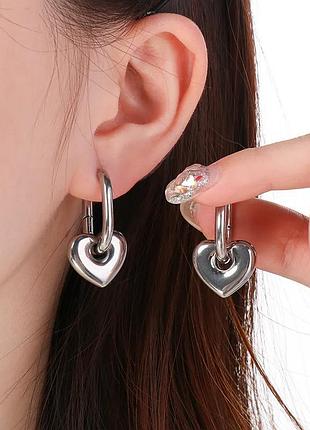 Серьги кольца с сердечками, серебристые серьги с подвесками сердце