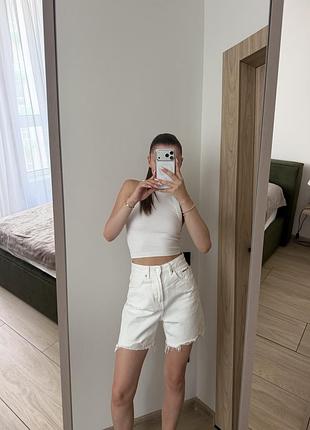 Шорти stradivarius