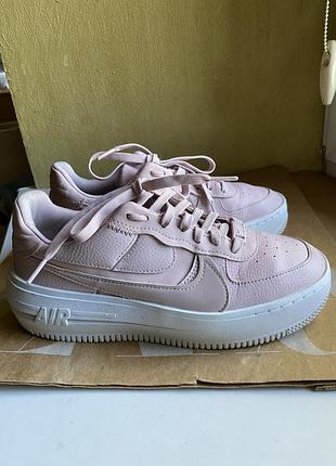 Кроссовки nike 38,5 размер