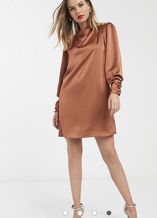 Жіноча атласна сукня river island у теракотовому (лососевому) відтінку