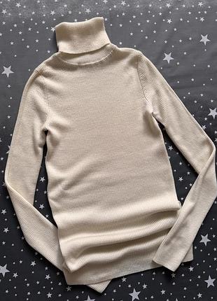 Світер гольф молочного кольору зі 100% вовни uniqlo