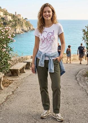 Жіноча футболка calvin klein jeans із градієнтним лого (розмір xs)