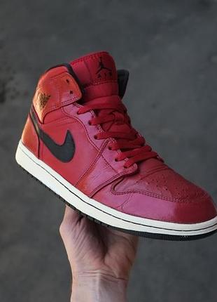 Кросівки кеди nike air jordan 1 mid gym red dunk blazer