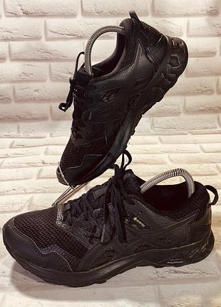 Кросівки asics