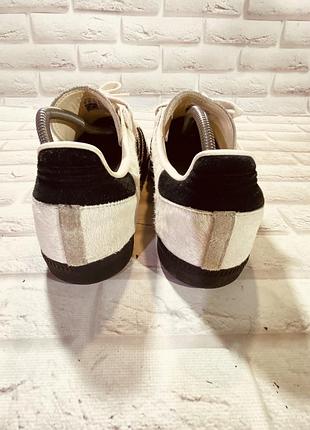 Кросівки adidas 4