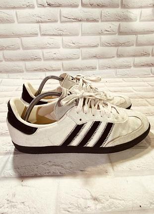 Кросівки adidas 5