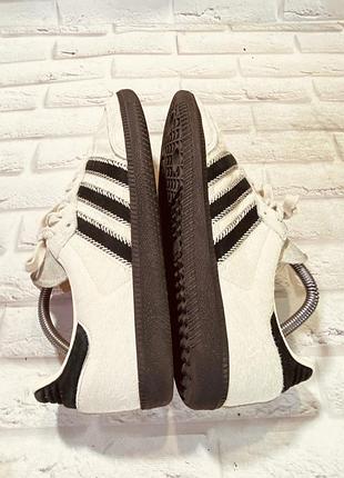 Кросівки adidas 6
