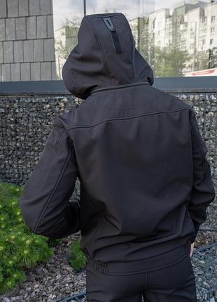 Куртка blade softshell чорна 2