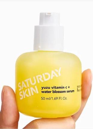 Saturday skin
yuzu vitamin c + water blossom serum