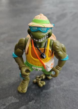 Фигурка из 90х lifeguard leo (tmnt)