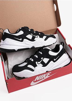Оригінальні кросівки nike tech hera