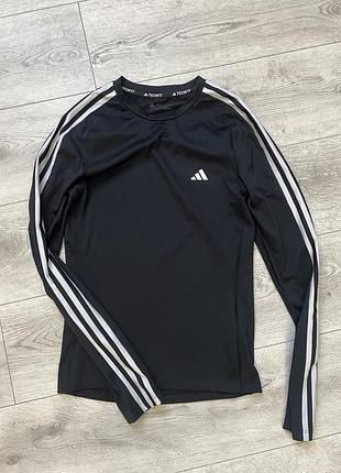 Лонгслів adidas 2023 року