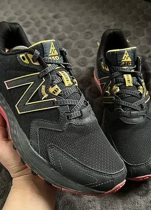 Жіночі кросівки new balance 410 trail. p. 40.