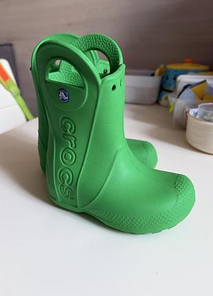 Гумові резинові чоботи гумаки крокси crocs дитячі з ручками зелені  устілка 15 см 25 розмір