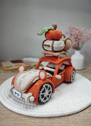 Вязаная игрушка машина