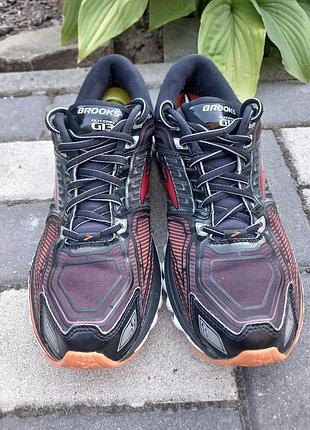 Чоловічі кросівки brooks g13 43 розміру