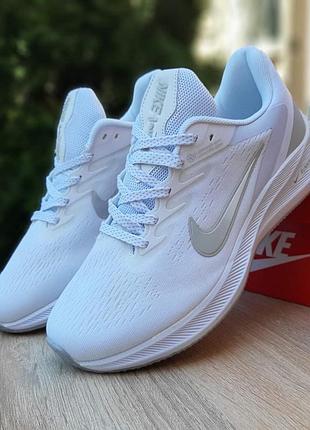 Чоловічі якісні та стильні кросівки nike air zoom winflo 7 білі з сірим