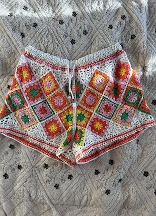 Вʼязані шорти