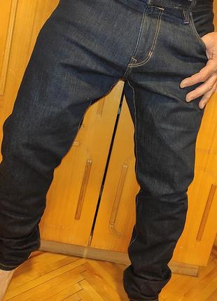 Стильні нові сток фірмові джинси бренд.edc by esprit .хл.36-36