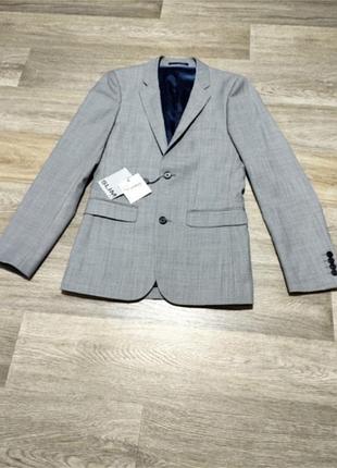 Мужской новый пиджак topman , размер м slim fit .