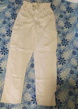 Джинси жіночі bershka straight білі