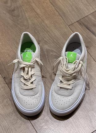 Женские повседневные кеды nike jordan series .05 “dear studio”
