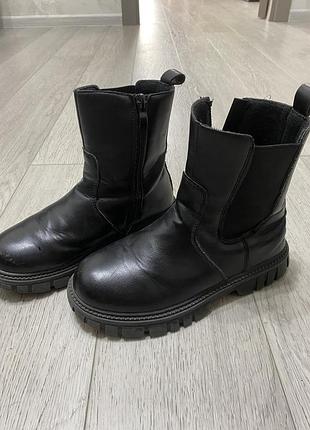 Ботинки из искусственной кожи на девочку