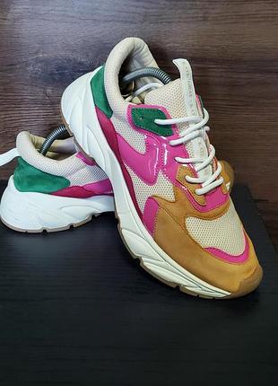 Яскраві жіночі масивні кросівки (chunky sneakers) австрійського бренду kate gray.
