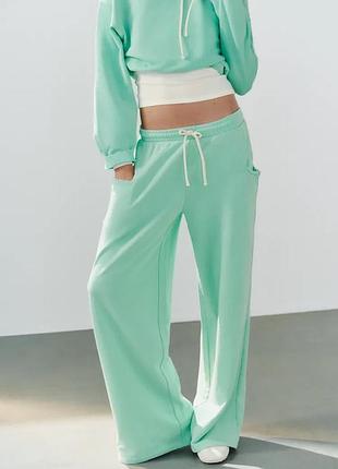 Костюм жіночий мʼятний zara new
