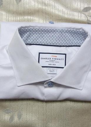 Белая мужская рубашка charles tyrwhitt non-iron