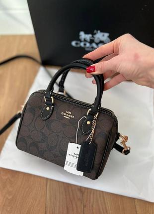 Coach rowan premium натуральна шкіра брендова міні сумочка коричнева бежева люкс