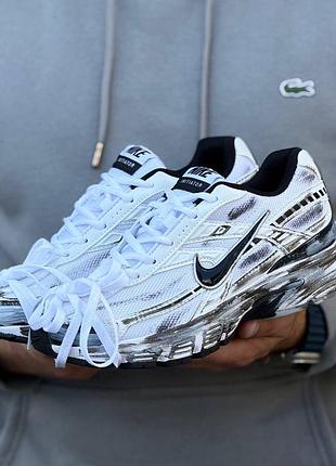 Nike initiator custom 7
