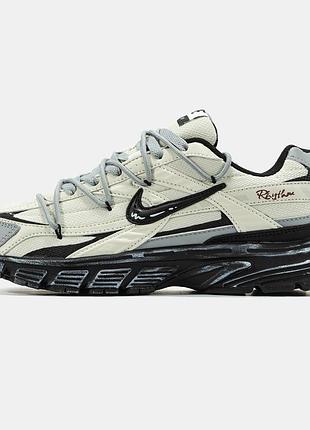 Nike initiator 10