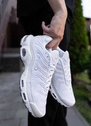 Nike air max plus tn white
