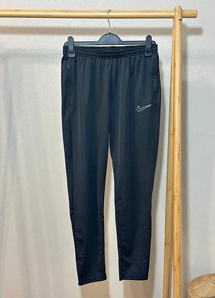 Джогери чоловічі nike   •розмір м, але краще будуть на s
