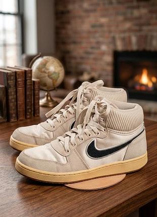 Женские кроссовки nike - размер 38,5