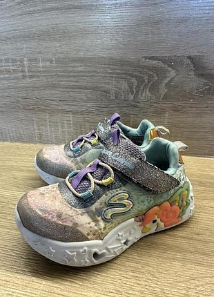 Кросівки для дівчинки skechers