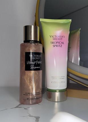 Парфумований набір victoria’s secret спрей міст для тіла з шимером +лосьйон