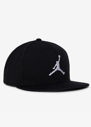 Бейсболка jordan u pro cap s fb jumpman fv5296-010 m/l